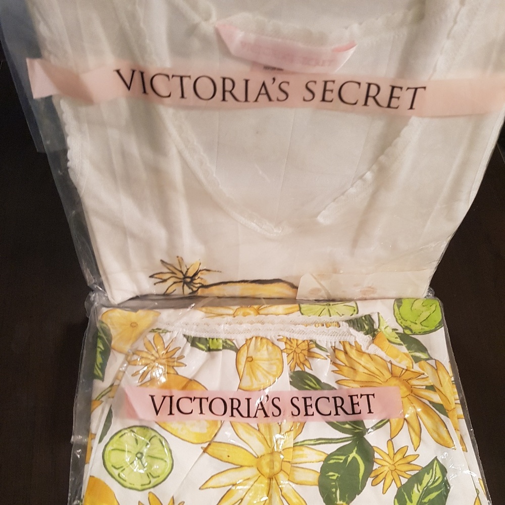 Victoria's Secret Pajama Set